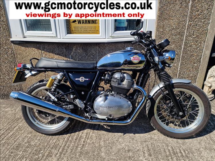 ROYAL ENFIELD INTERCEPTOR INT650